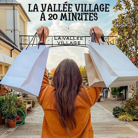 Cozy Nest And Parking Between And Paris
